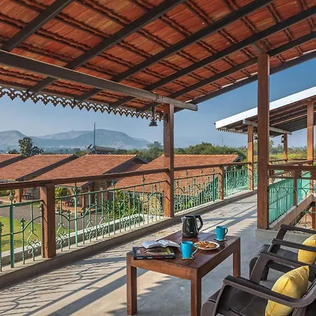 Saffronstays Lake House Bouganvillea: Rustic Lakeside Villa with Pool Nashik Exterior photo
