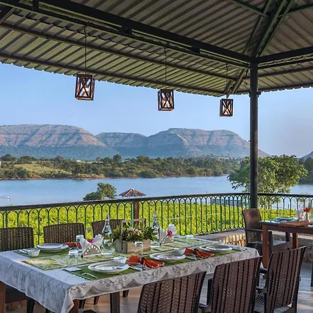 Saffronstays Lake House Bouganvillea: Rustic Lakeside Villa with Pool Nashik Exterior photo