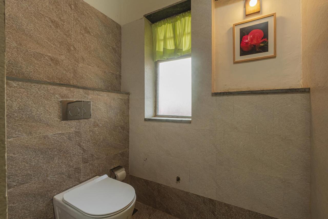 Saffronstays House Bouganvillea: Rustic Lakeside With Pool Nashik