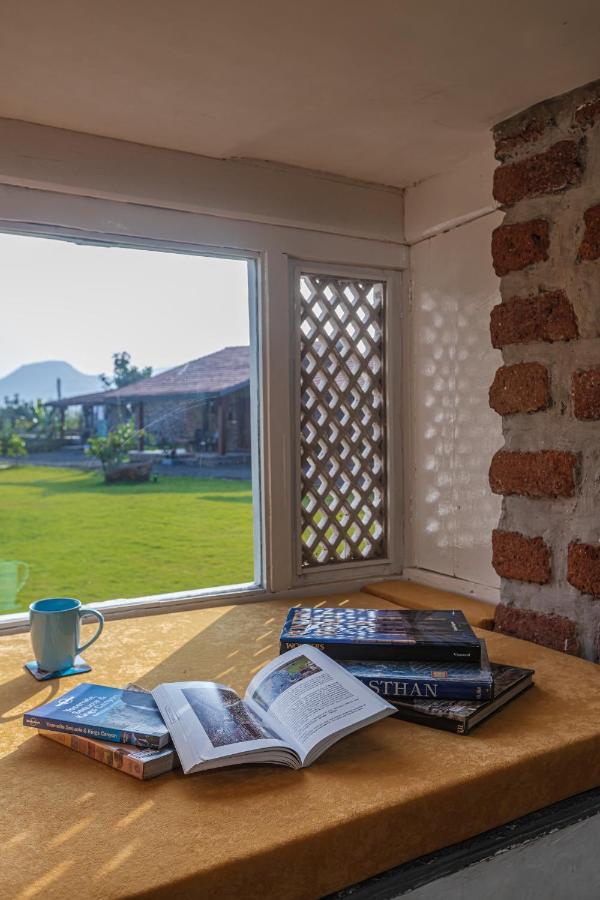Saffronstays House Bouganvillea: Rustic Lakeside With Pool * Nashik