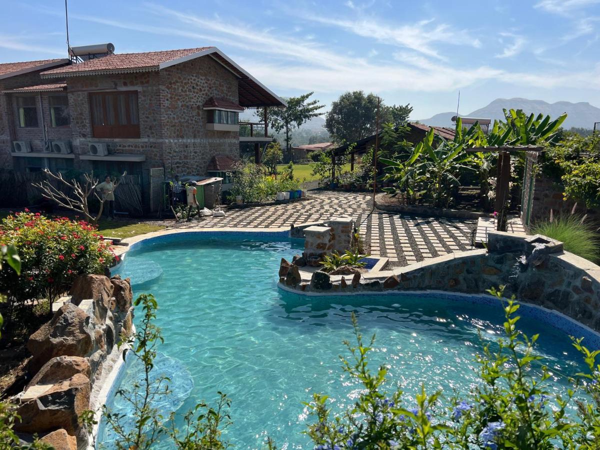 Saffronstays House Bouganvillea: Rustic Lakeside With Pool Villa